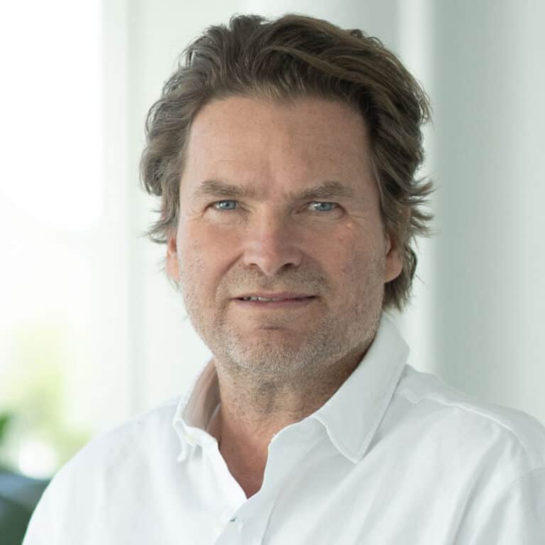 Kieferorthopäde Dr. Jörg Schwarze Köln - Kieferorthopädische Praxis am Rudolfplatz